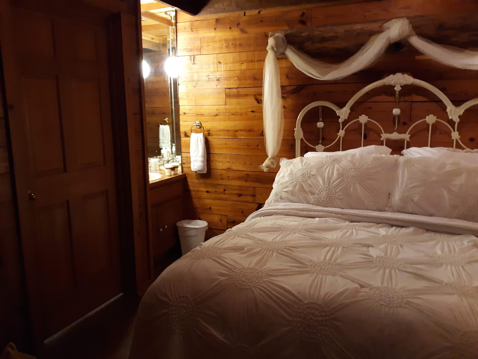 Cherokee Mountain Log Cabin Resort