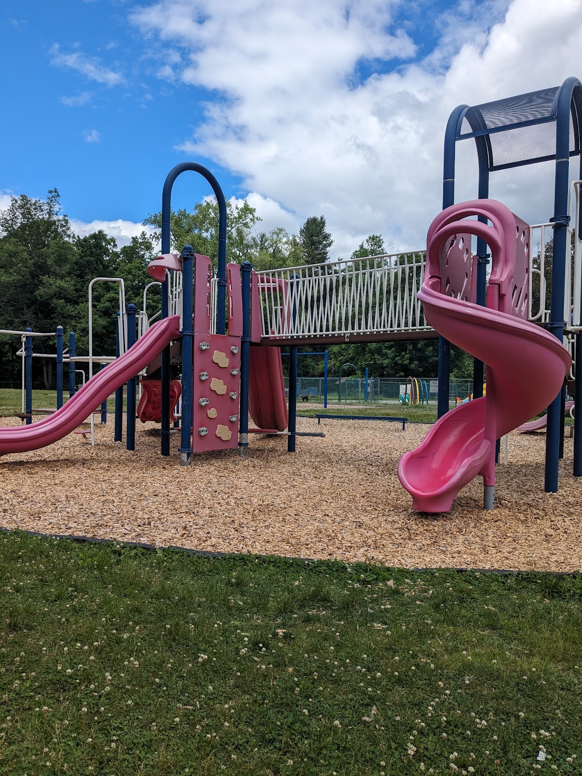 Living Memorial Park