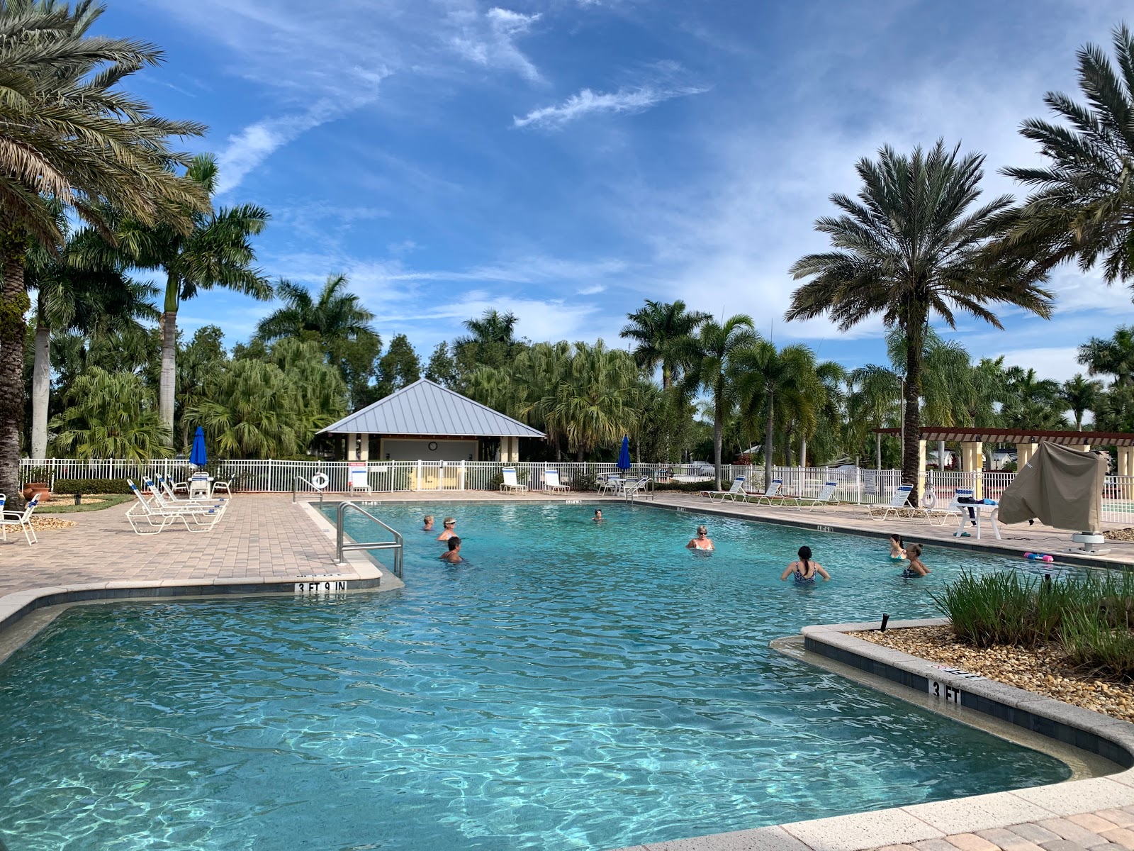 Riverbend Motorcoach Resort