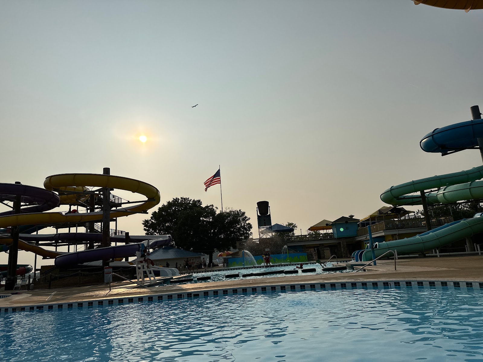 Nashville Shores Lakeside Resort