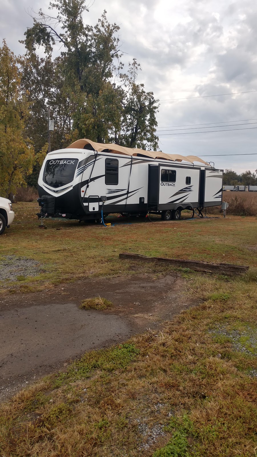 Grizzly's RV Park