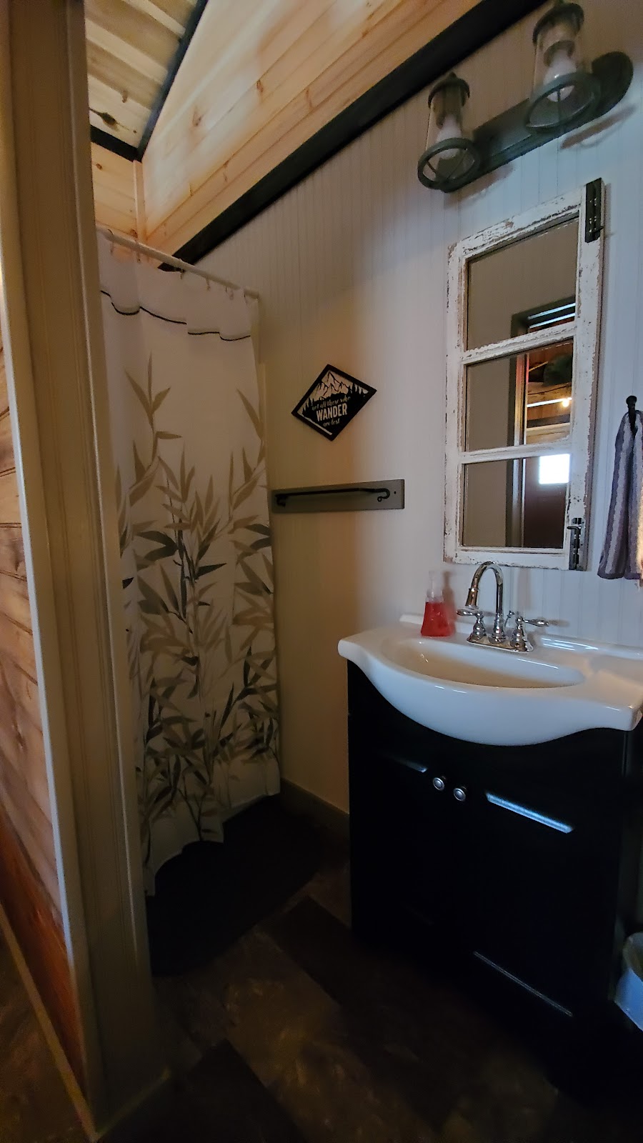 Heltons RV Park and Campground