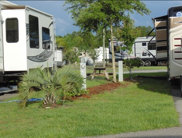 Daytona International Speedway, Gecko Shores at Lake Lloyd Campground