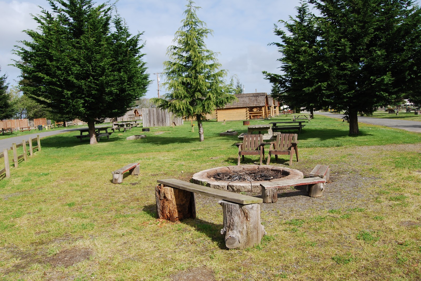 Redwood Coast Cabins & RV Resort