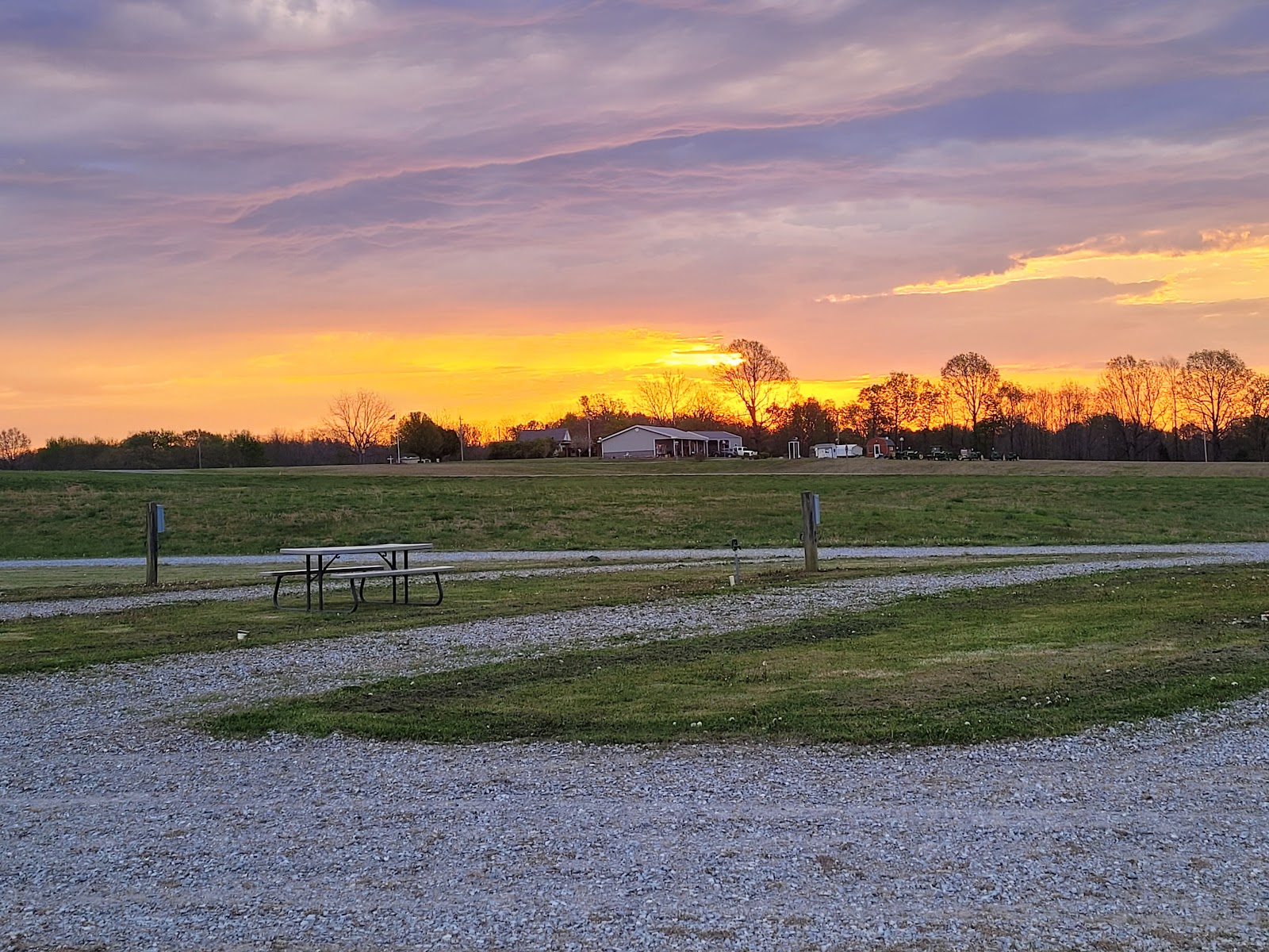 Grand Chain Lodge & Campground