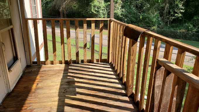 Bakers Trailer Park & Campgrounds