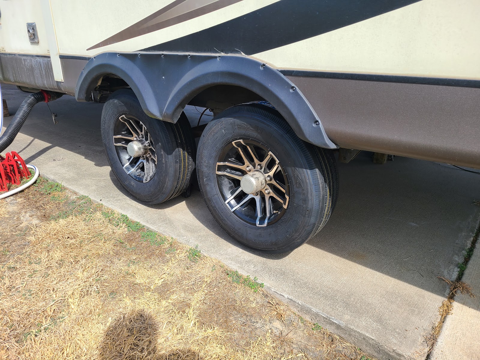 Pine Lakes RV Resort