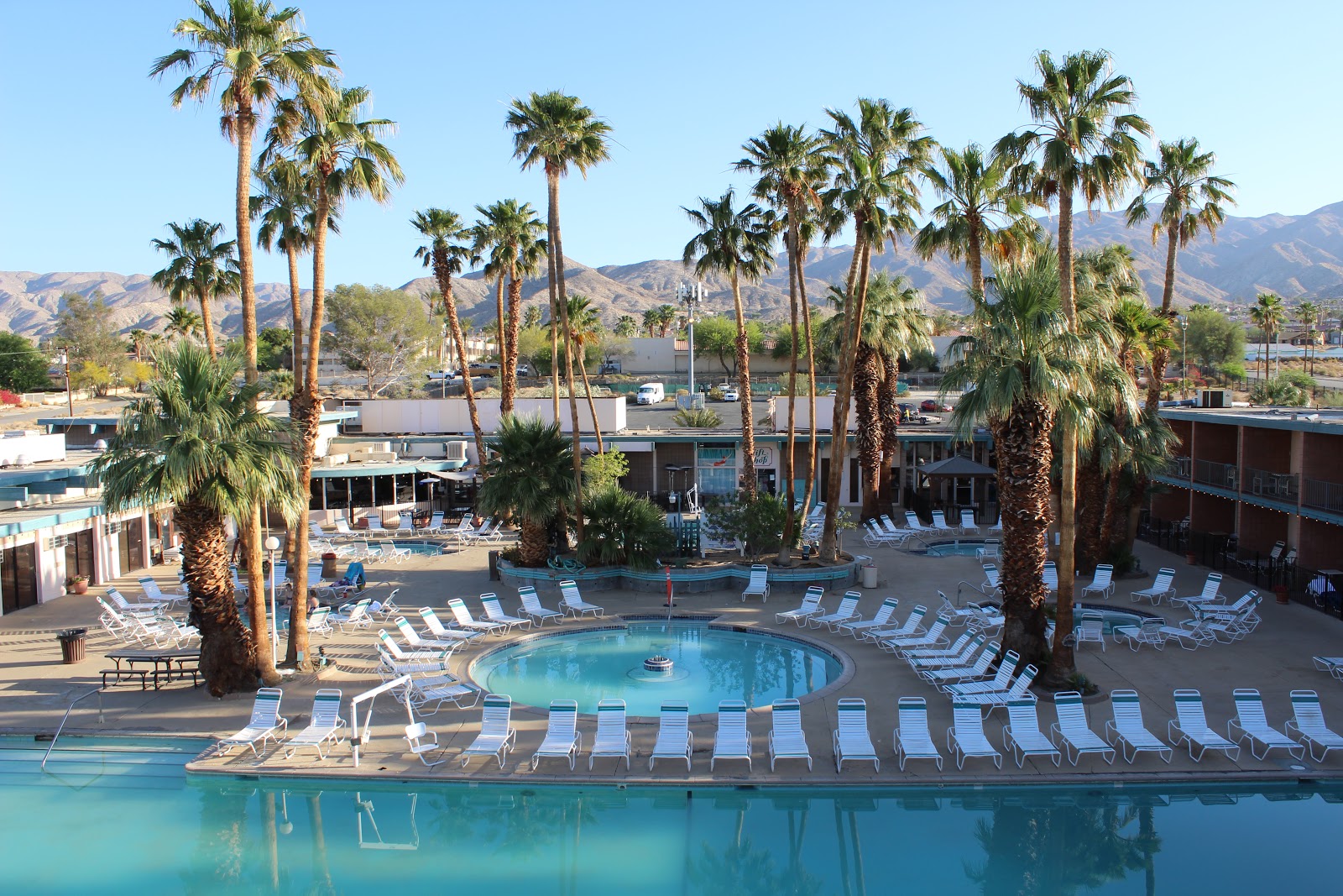 Western Horizon Resorts - Desert Pools