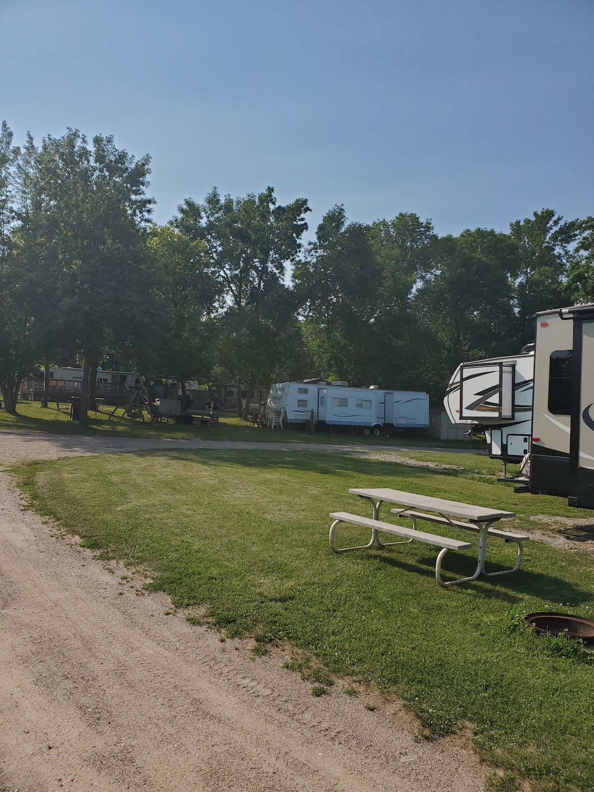 Hickory Hills Campground