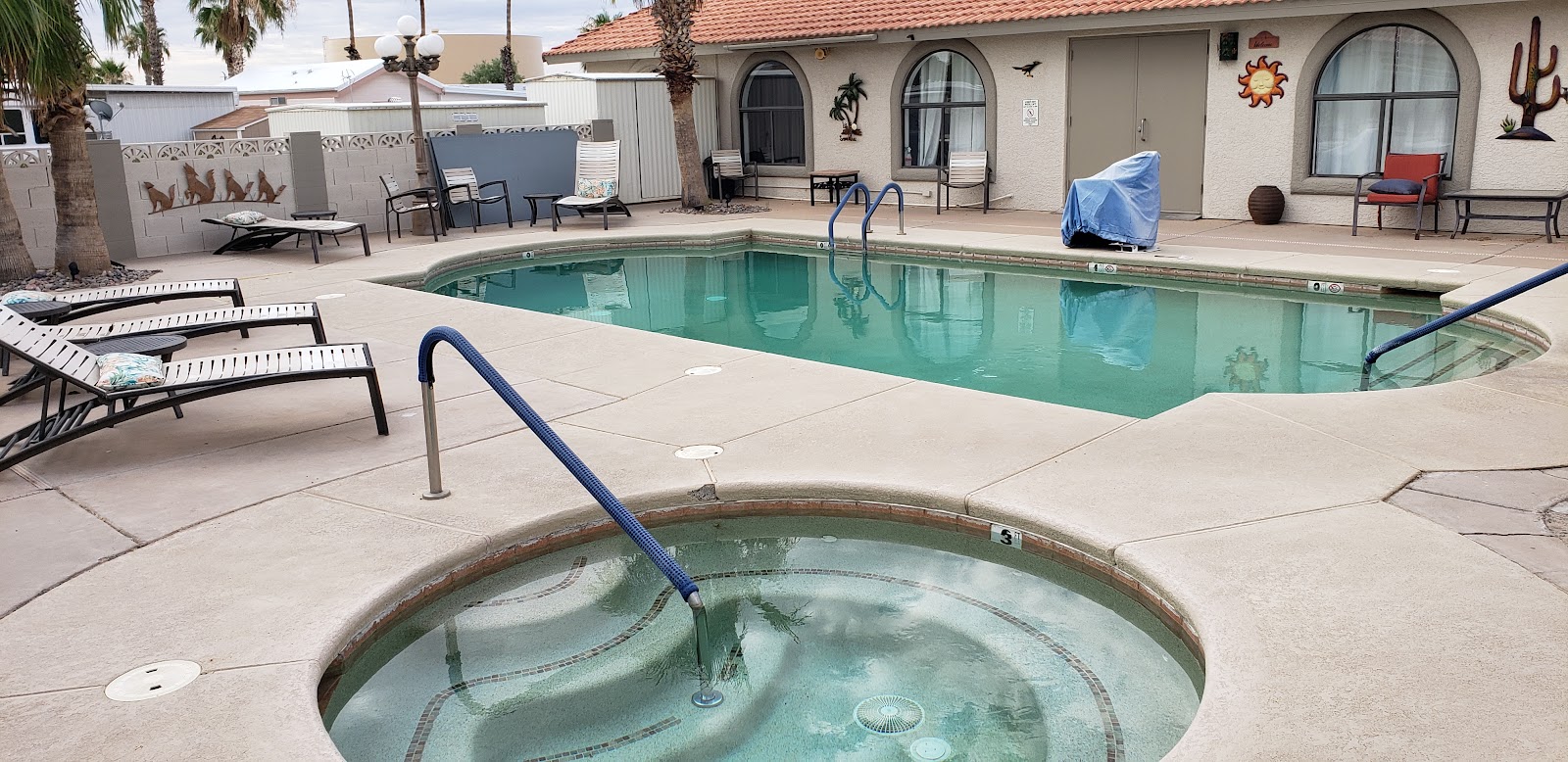 Foothills West RV Park