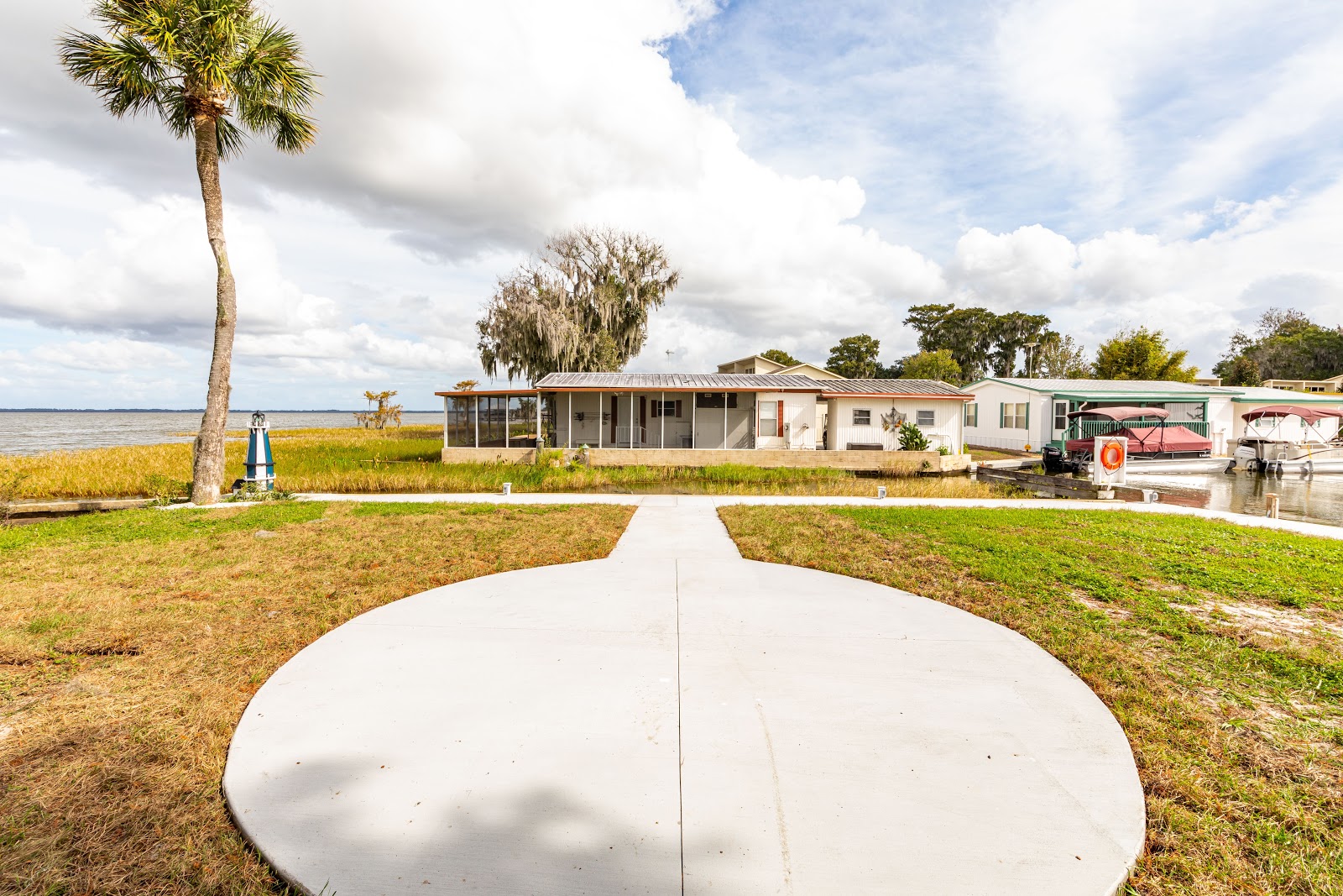 Cobblestone Community - Lake Point