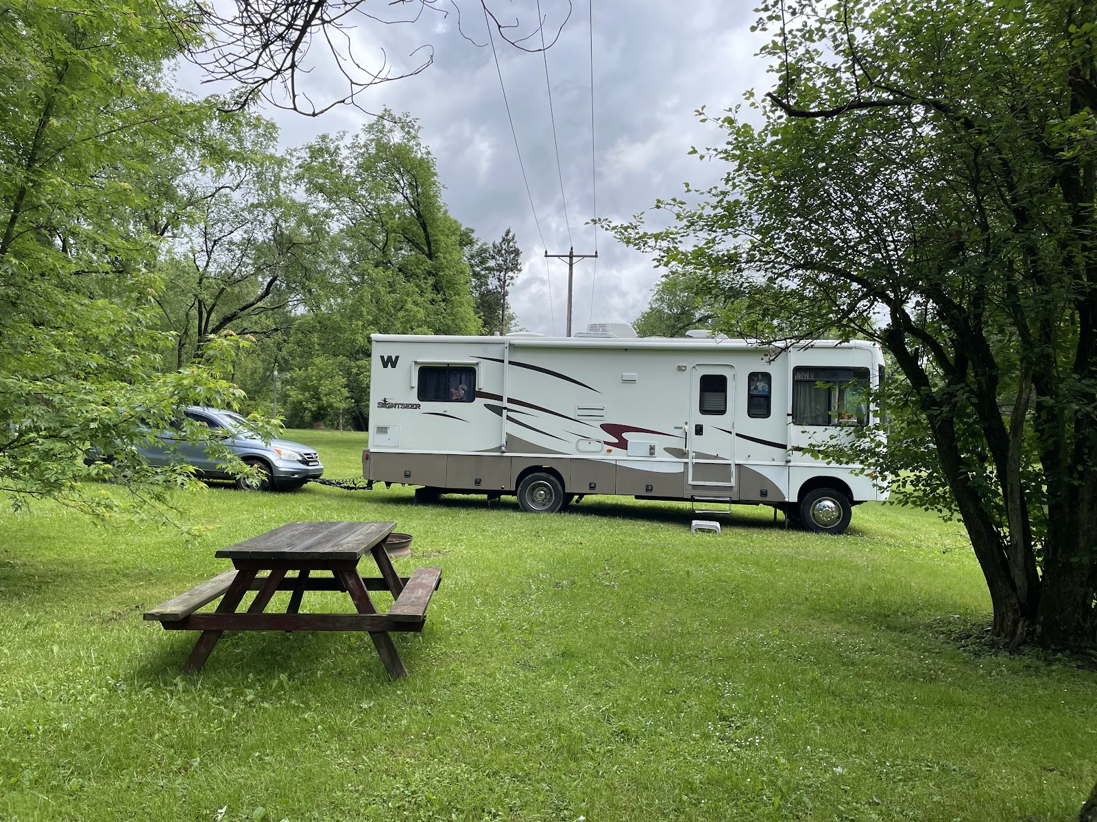 Yellow Lantern Kampground