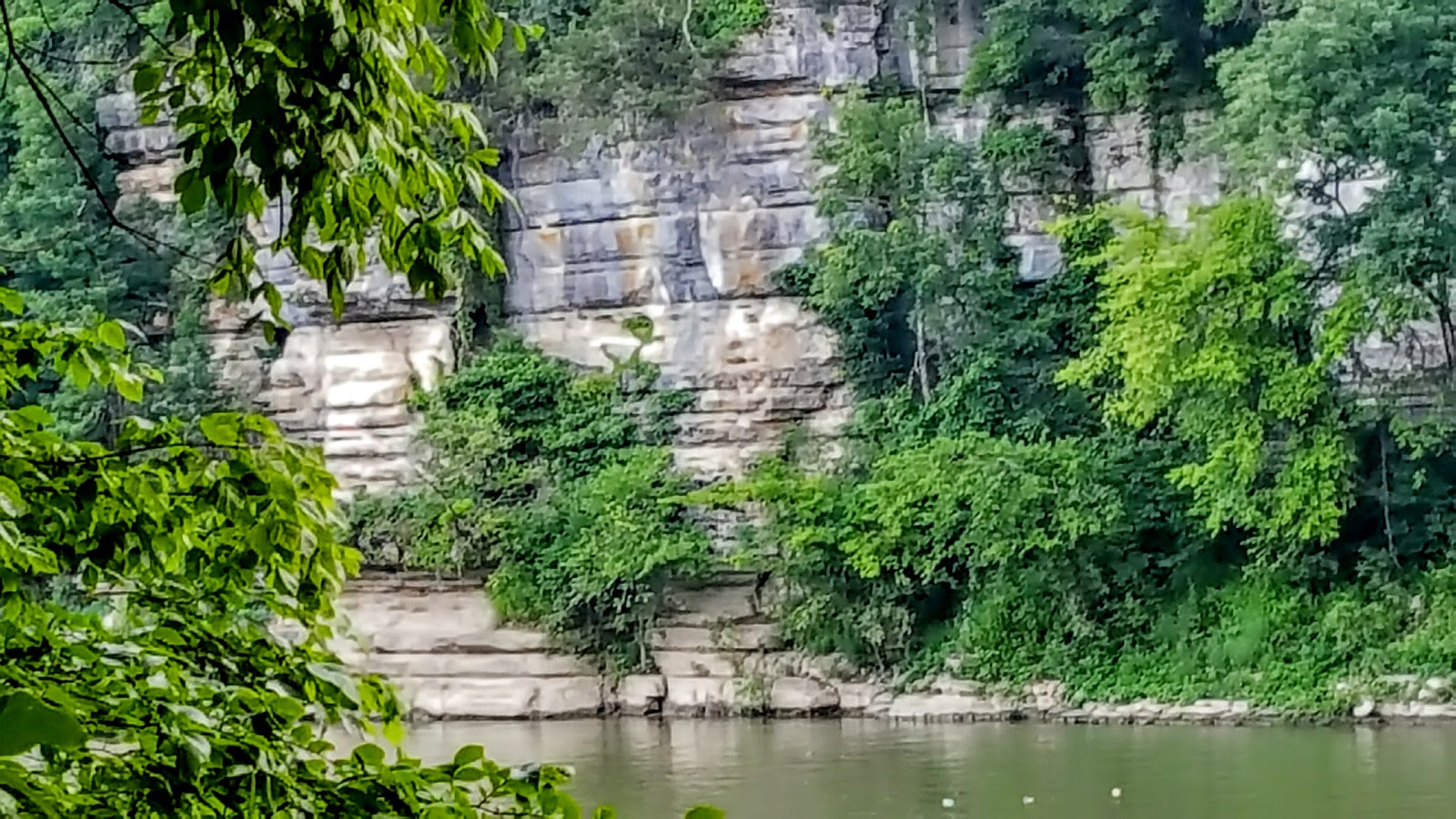 Camp on the Kentucky