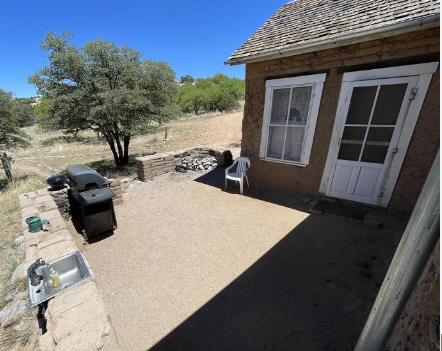 Kentucky Camp Cabin And Headquarters Building