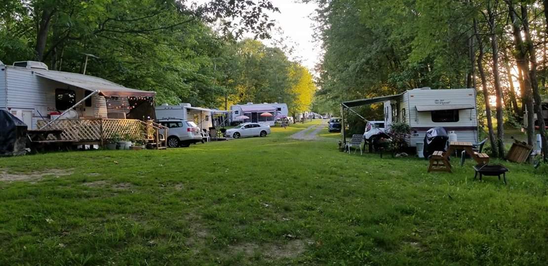 Hillcrest Campground and Cottage