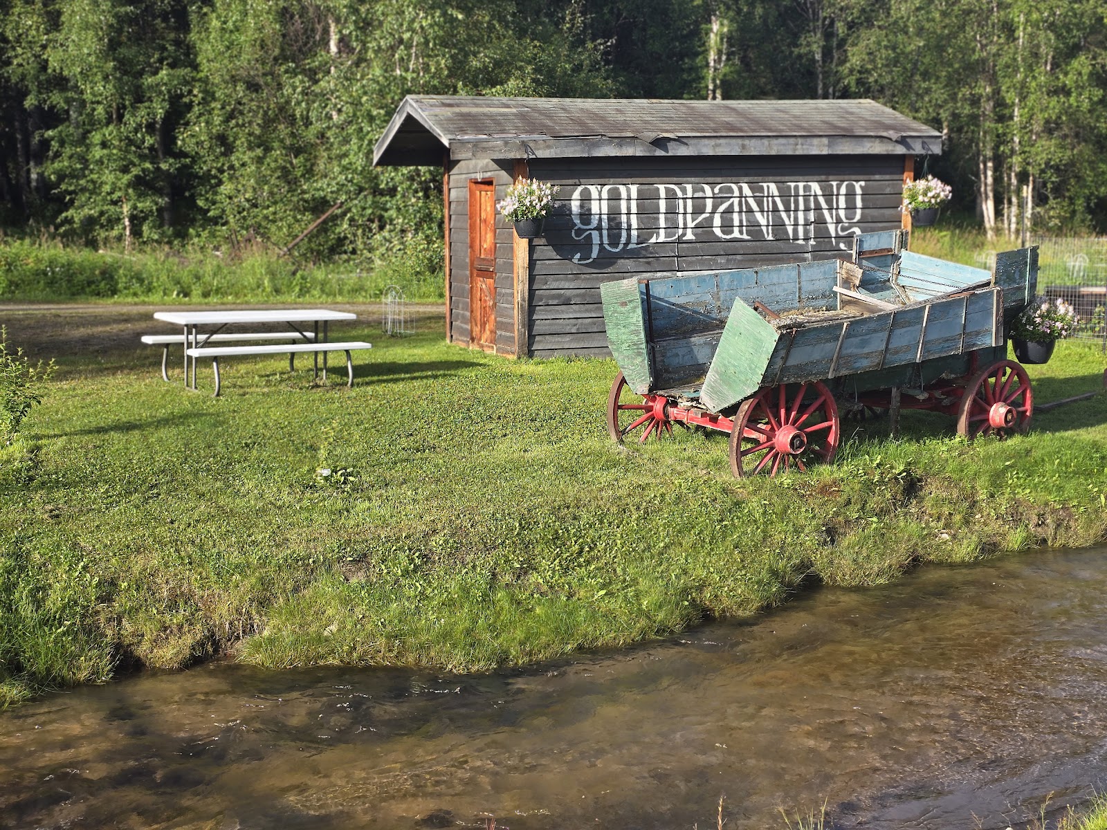 Chena Hot Springs Resort RV Park