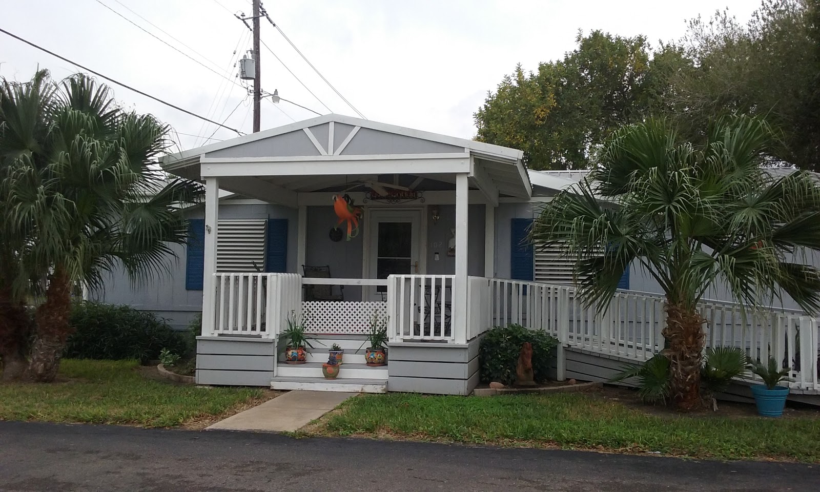 Dixieland MH & RV Park