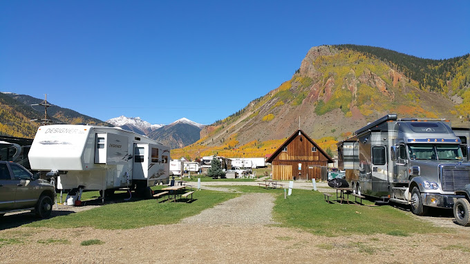 Silver Summit RV Park & Jeep Rentals