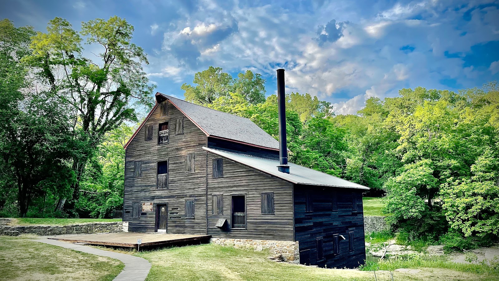 Wildcat Den State Park