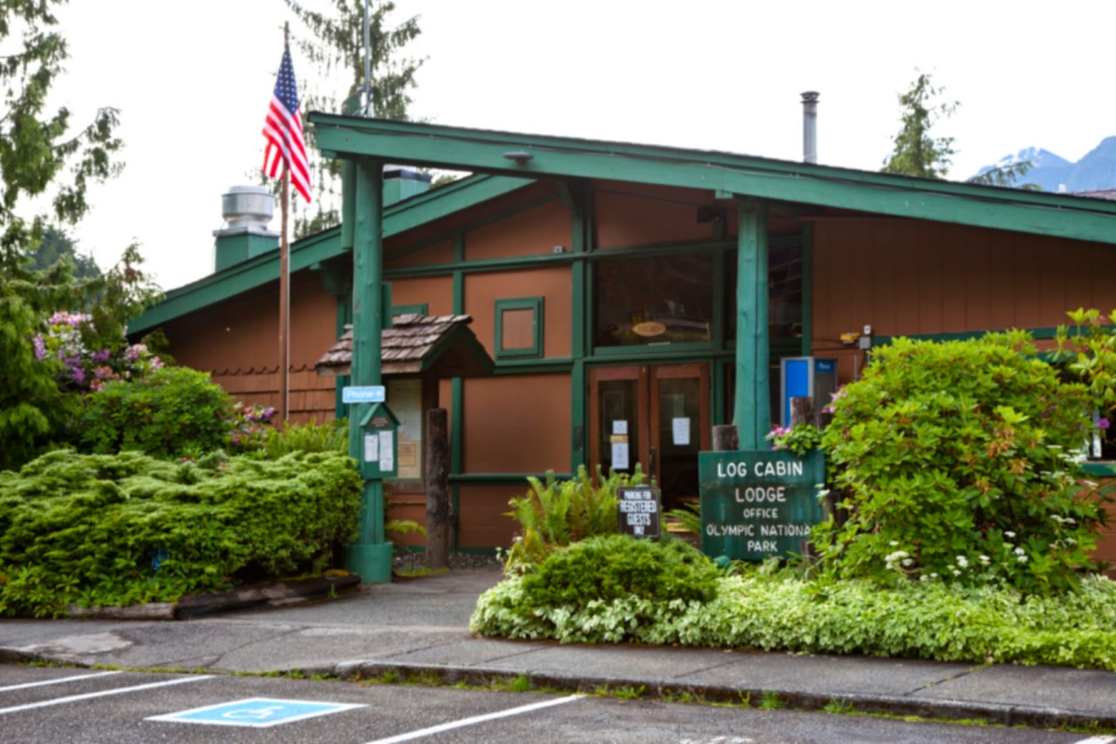 Log Cabin Resort and RV Park