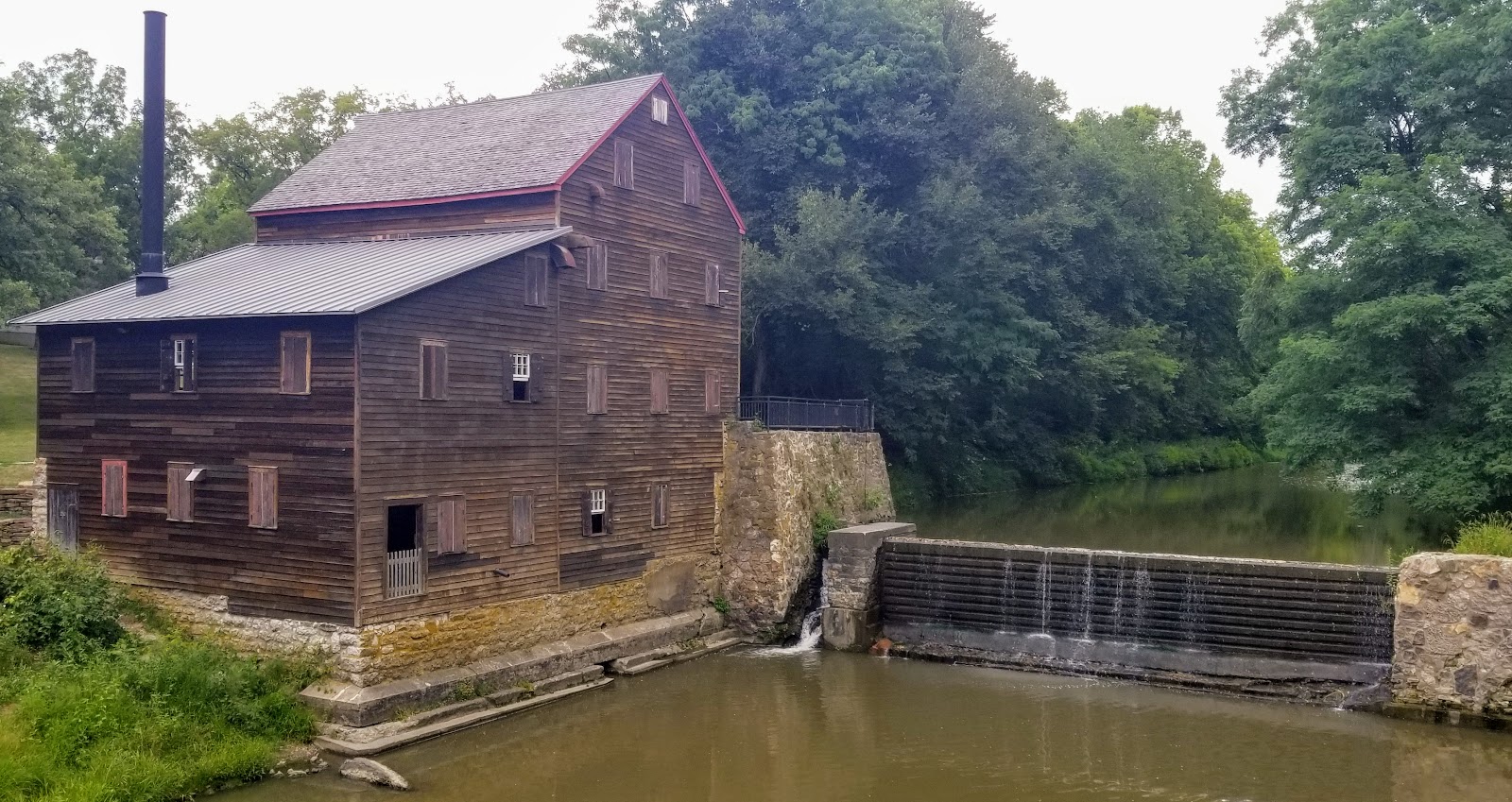 Wildcat Den State Park