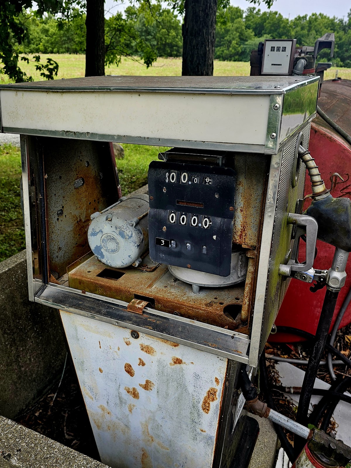 Woody's Spillway Camp & Bait