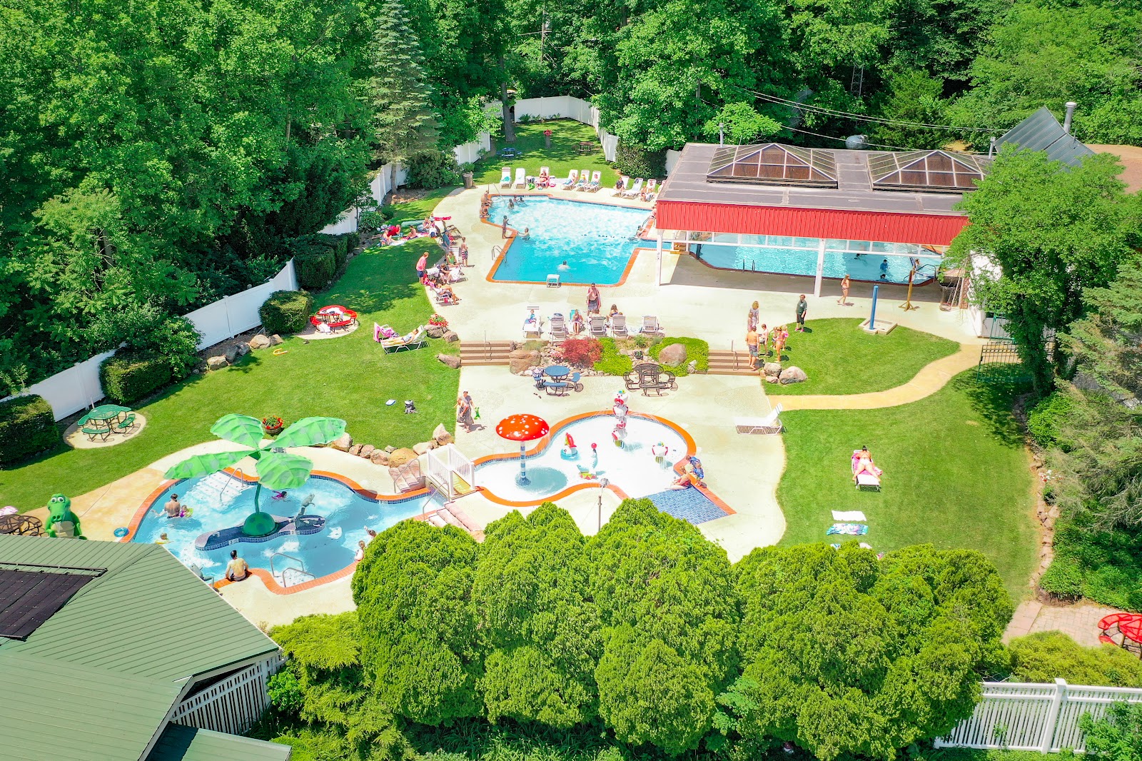 Lake In Wood RV Resort