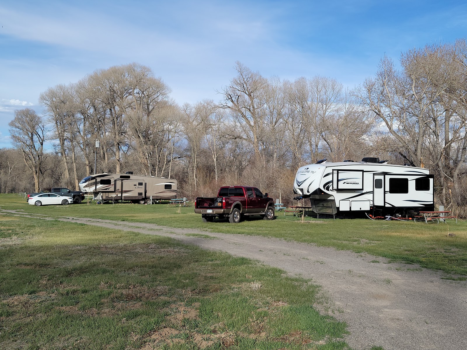 Twin Rivers Cabins and RV Park