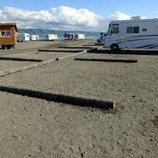 Coldwater Lodge and Market