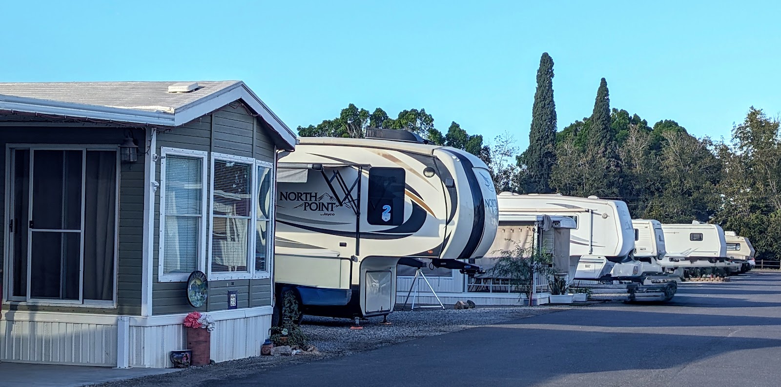 Mid Country Trailer Park