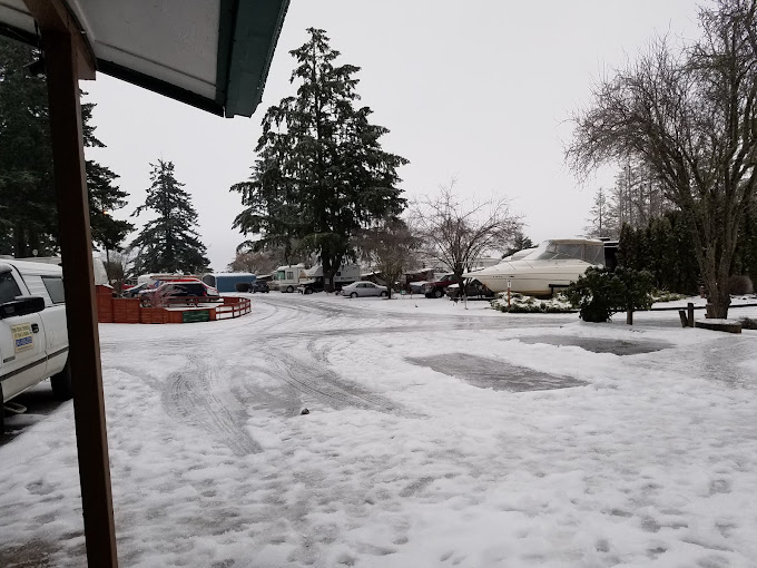 Fern Ridge Shores RV Park and Marina