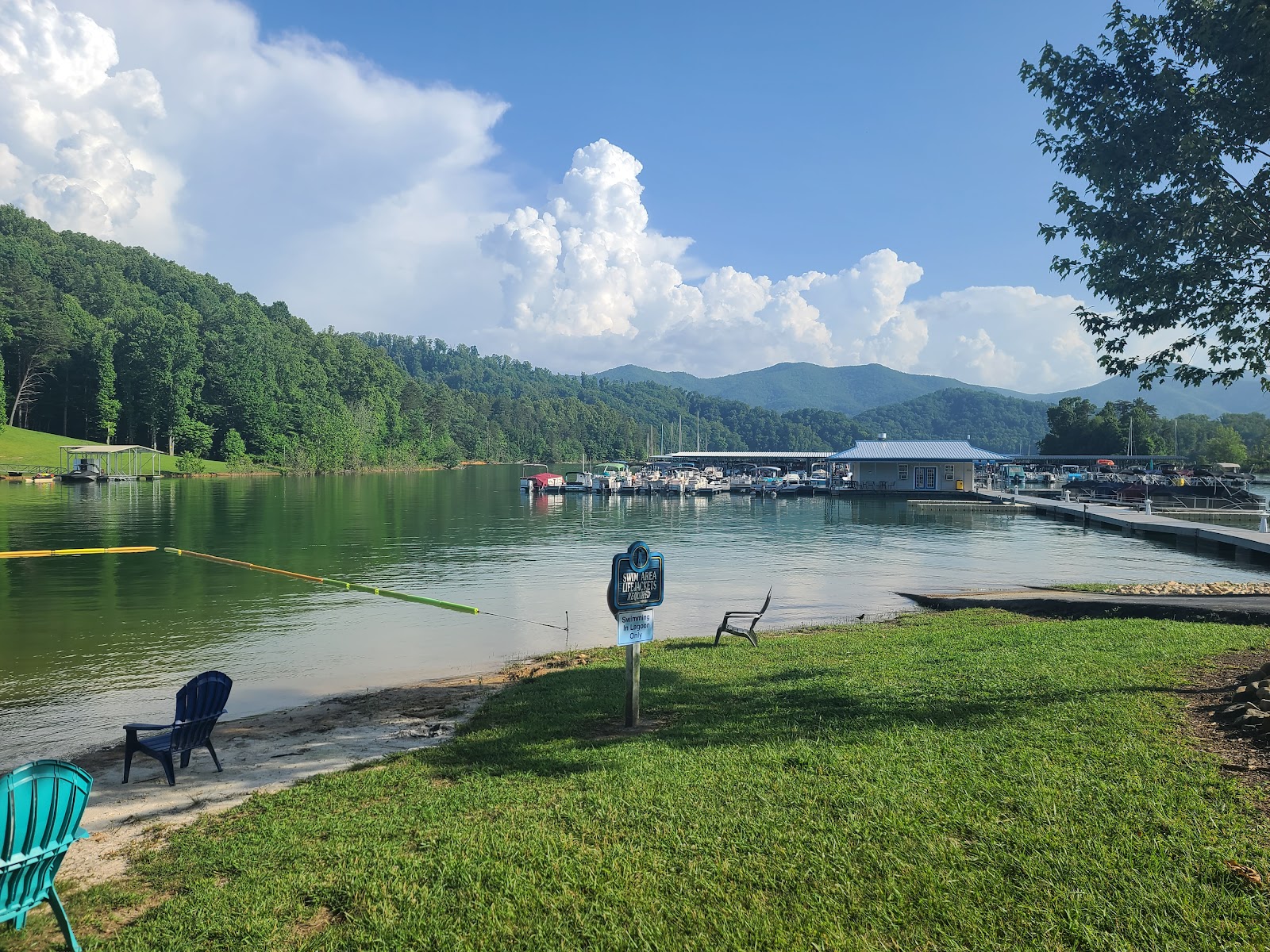 Cove Ridge Marina & Resort