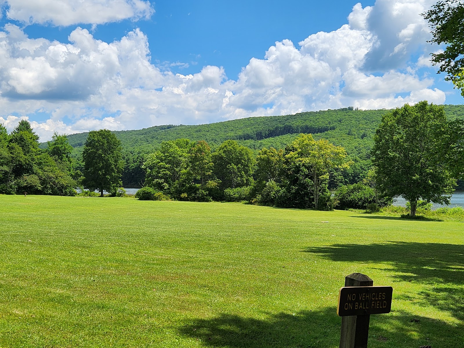 Moncove Lake State Park