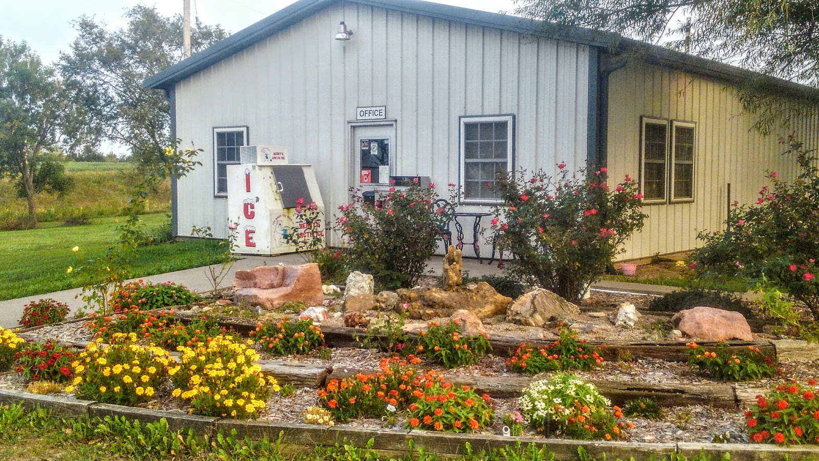 Crossroads RV Park & Campground