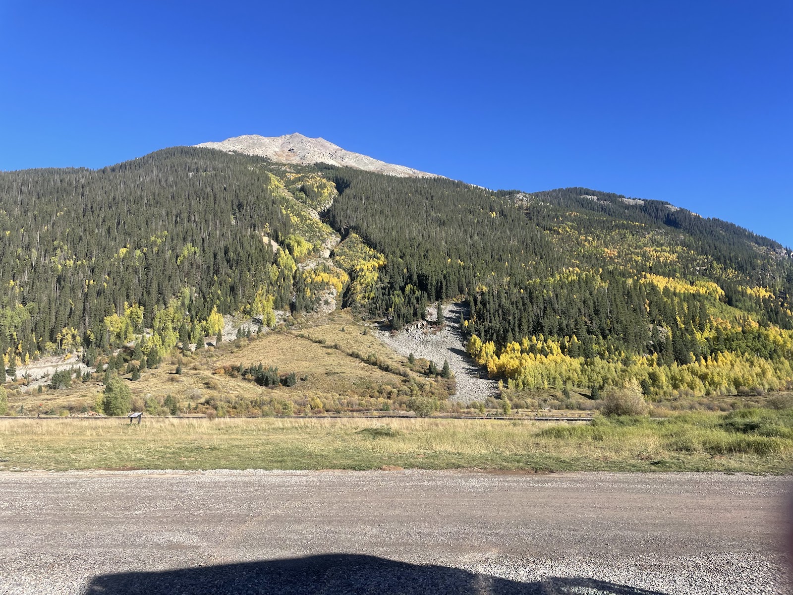 Red Mountain Motel, RV Park