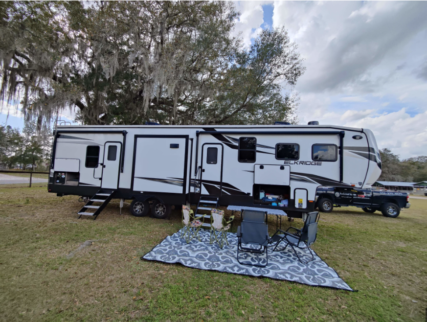 Lochloosa Harbor RV Park