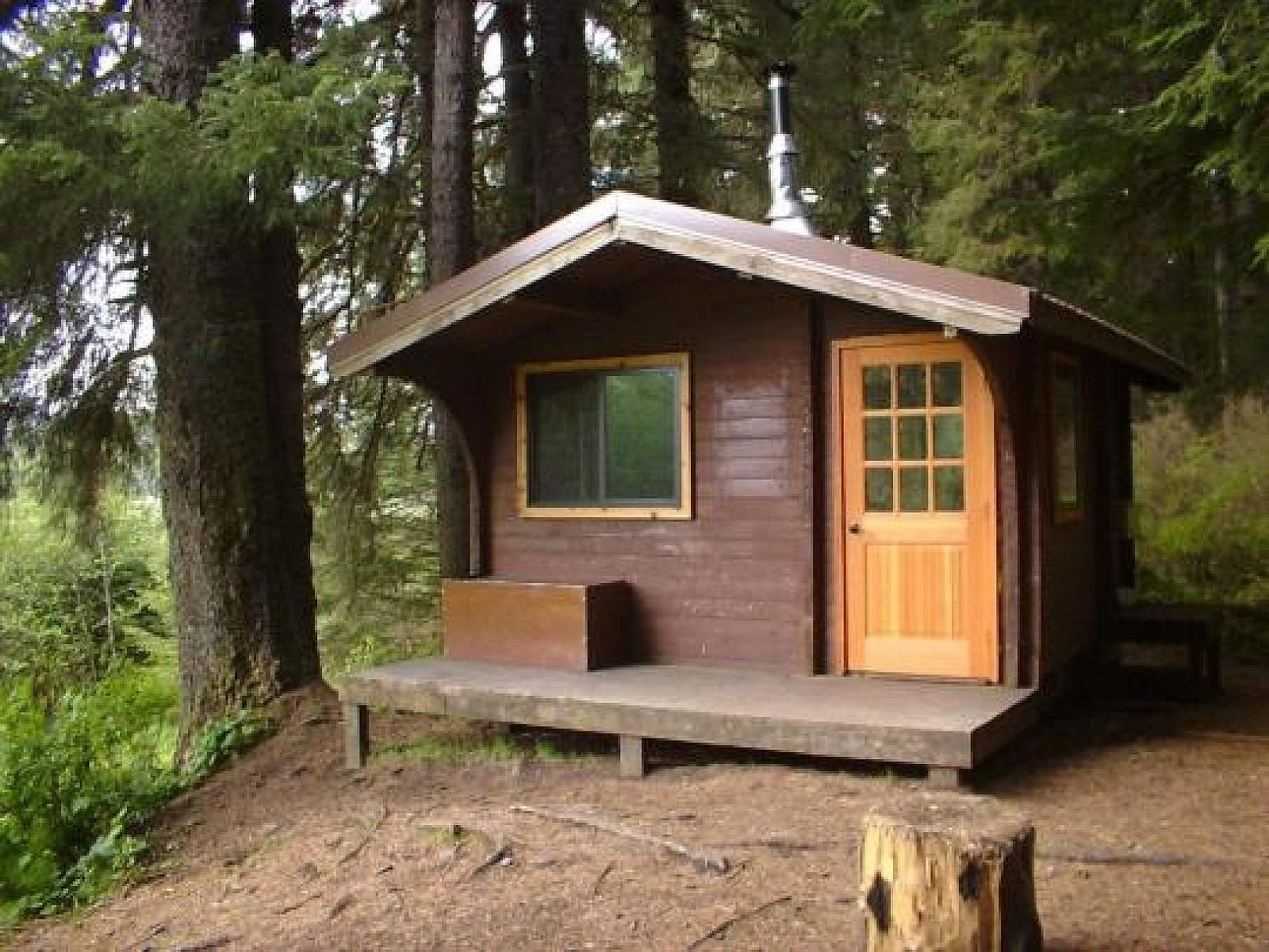 Admiralty Cove Cabin