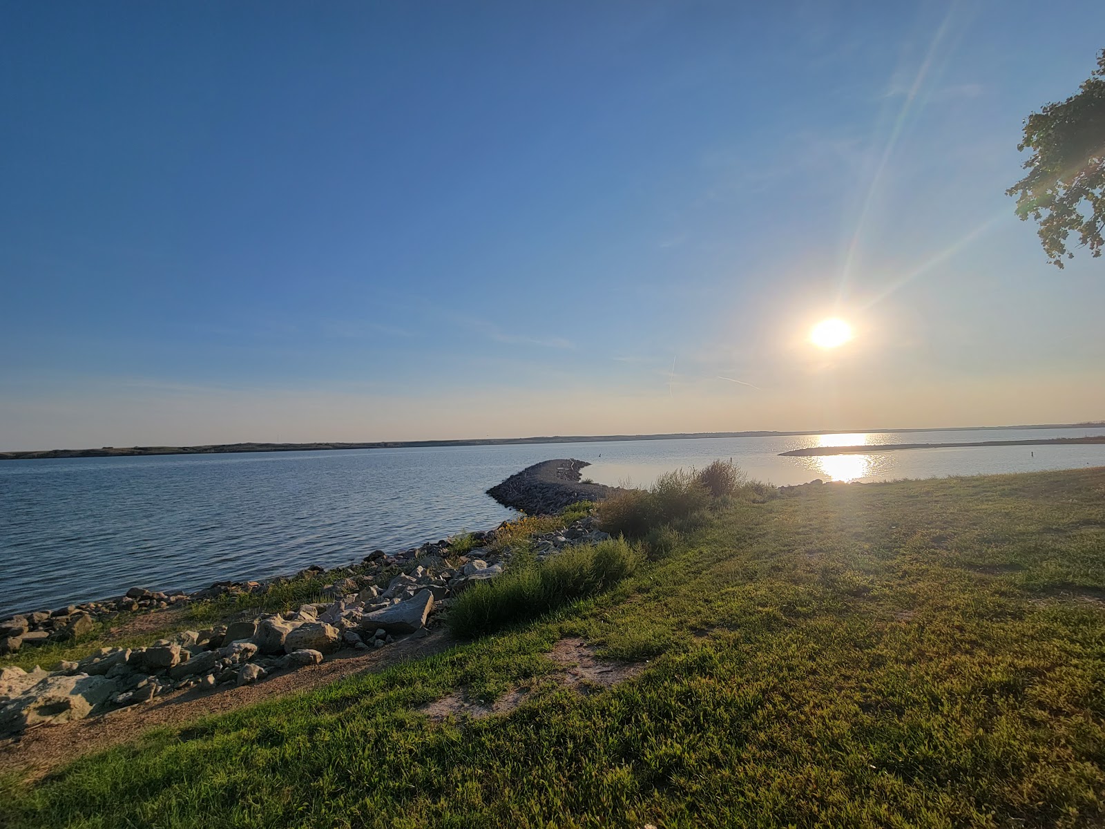 COE Harlan County Lake Methodist Cove Campground