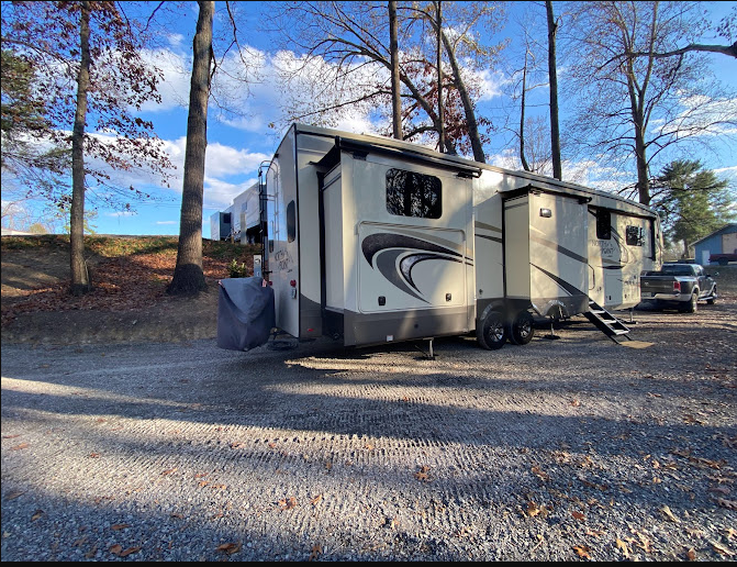Mountain Ranch RV Park