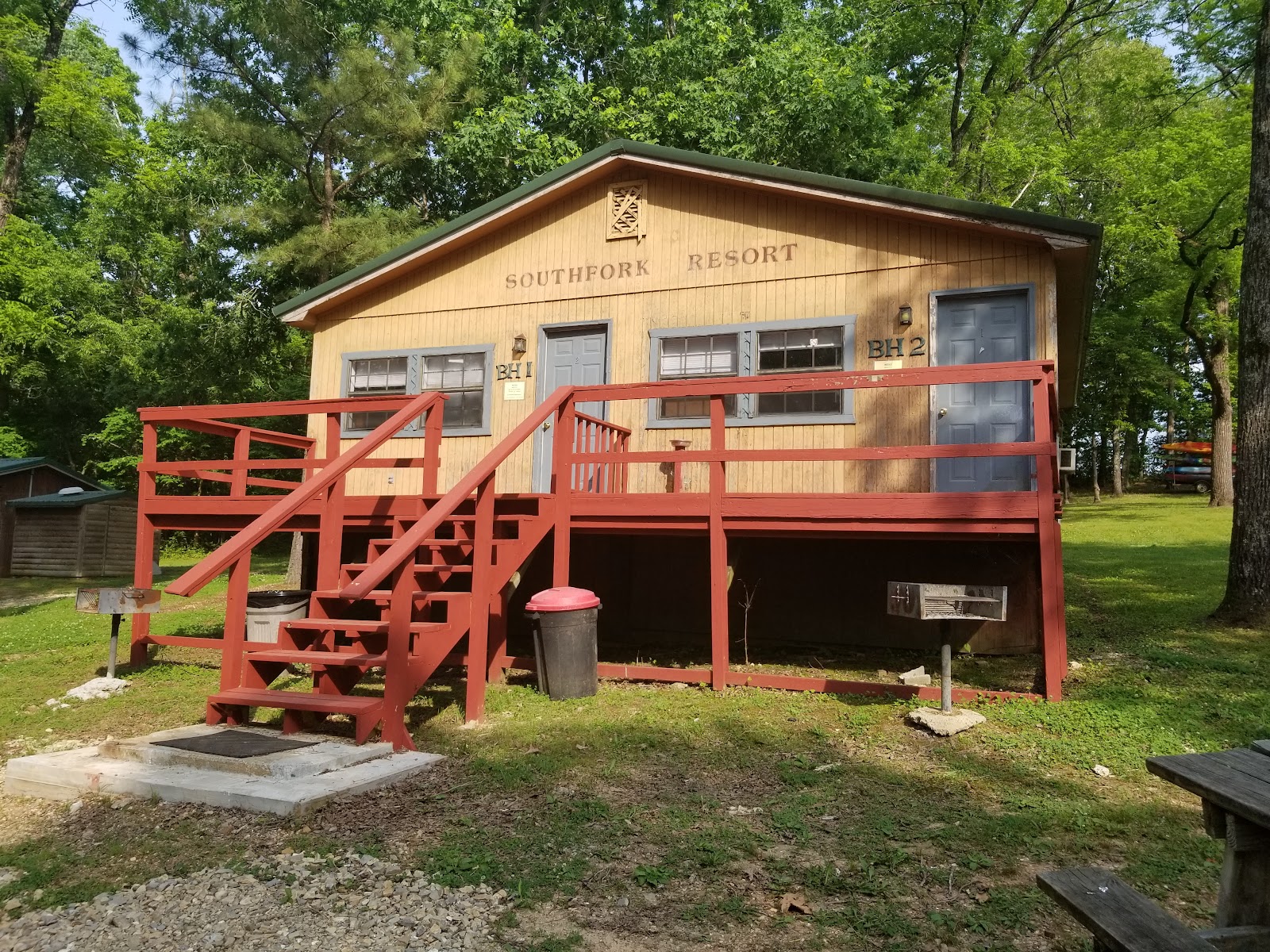 Southfork Canoe Resort