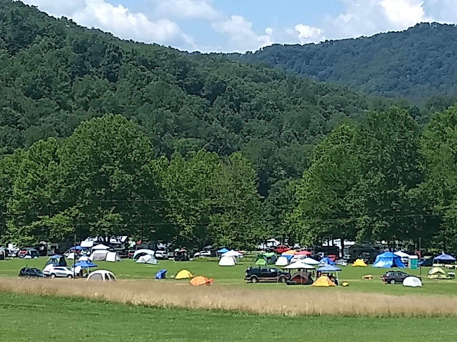 SMOKEY MOUNTAIN MEADOW CMPGD