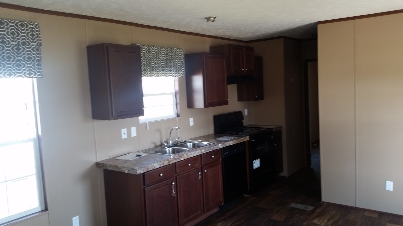 Summer Manor Community