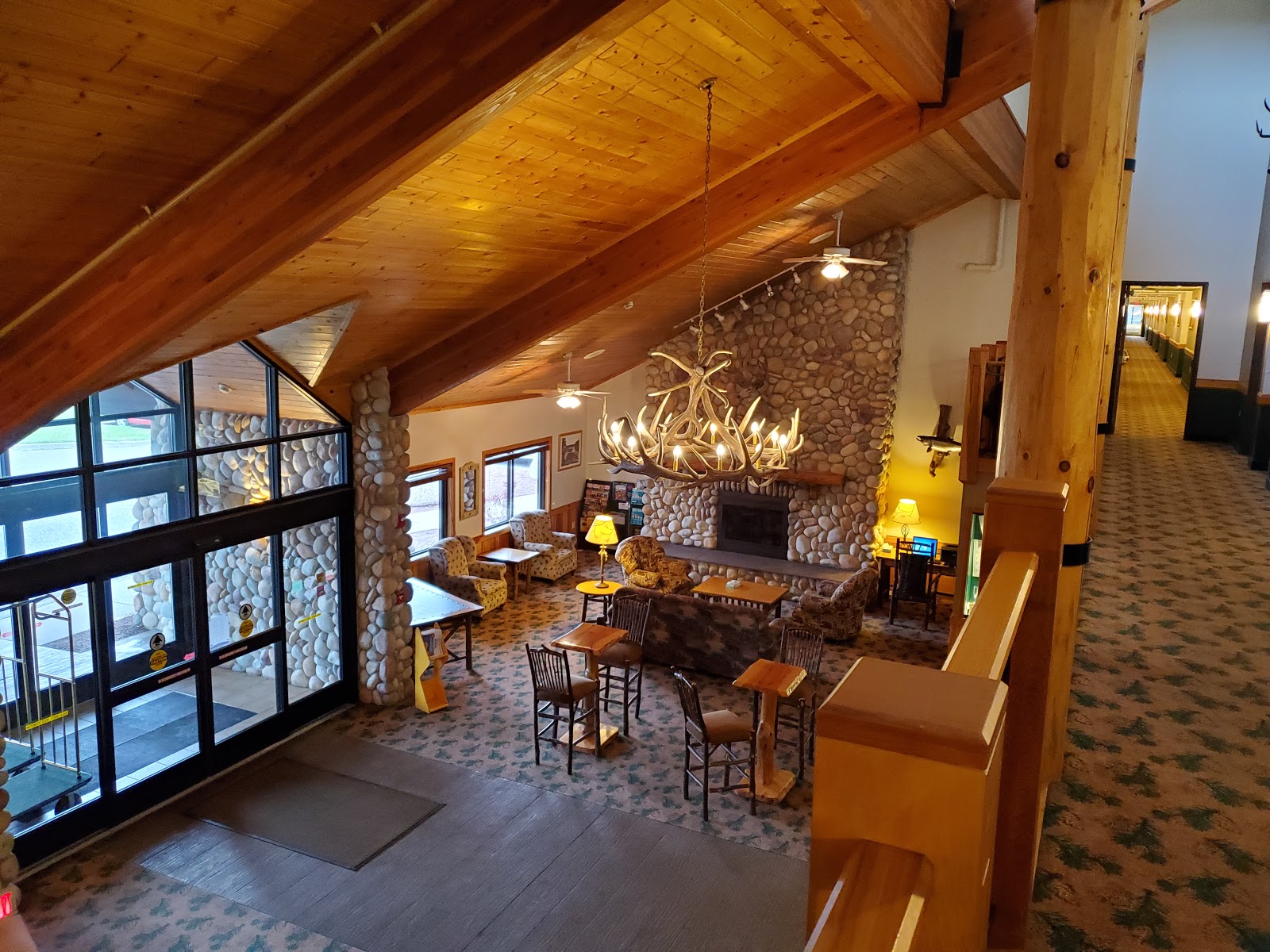 American Inn & RV Park