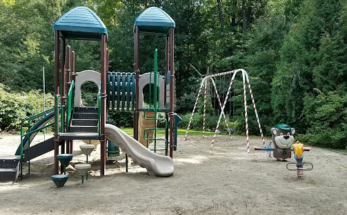 Travelers Woods NE Inc