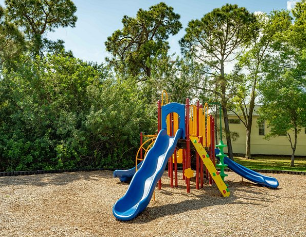 Dunedin RV Resort and Blue Moon Inn