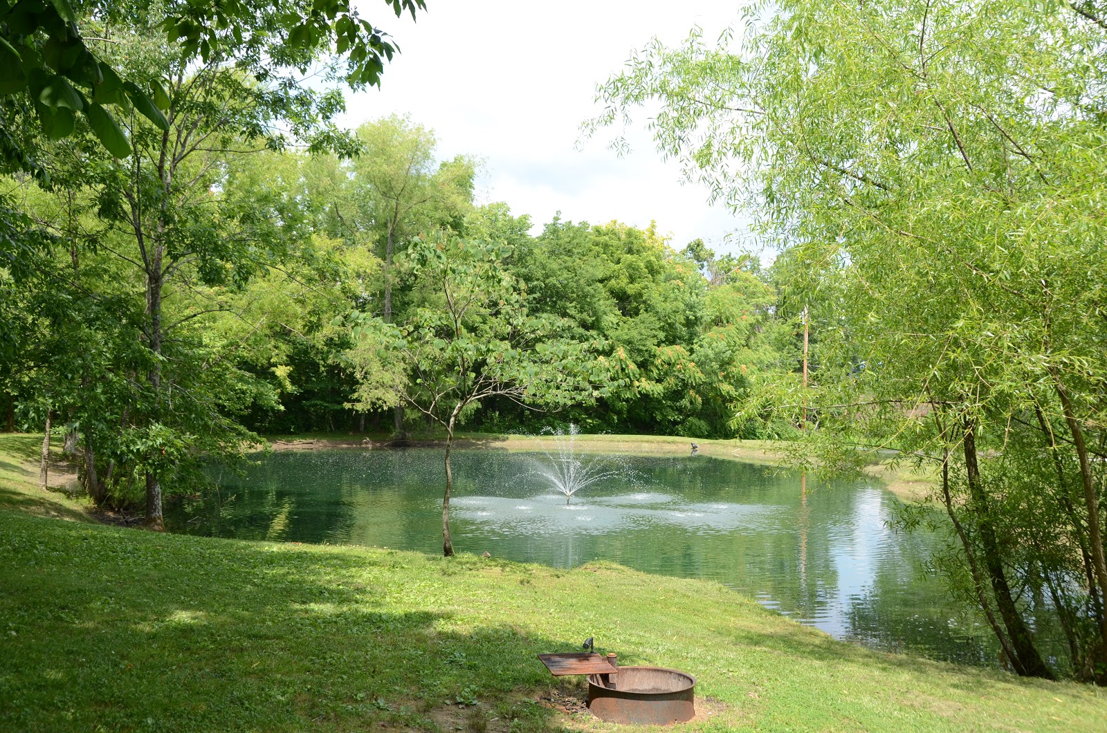 Singing Hills Park and Campground