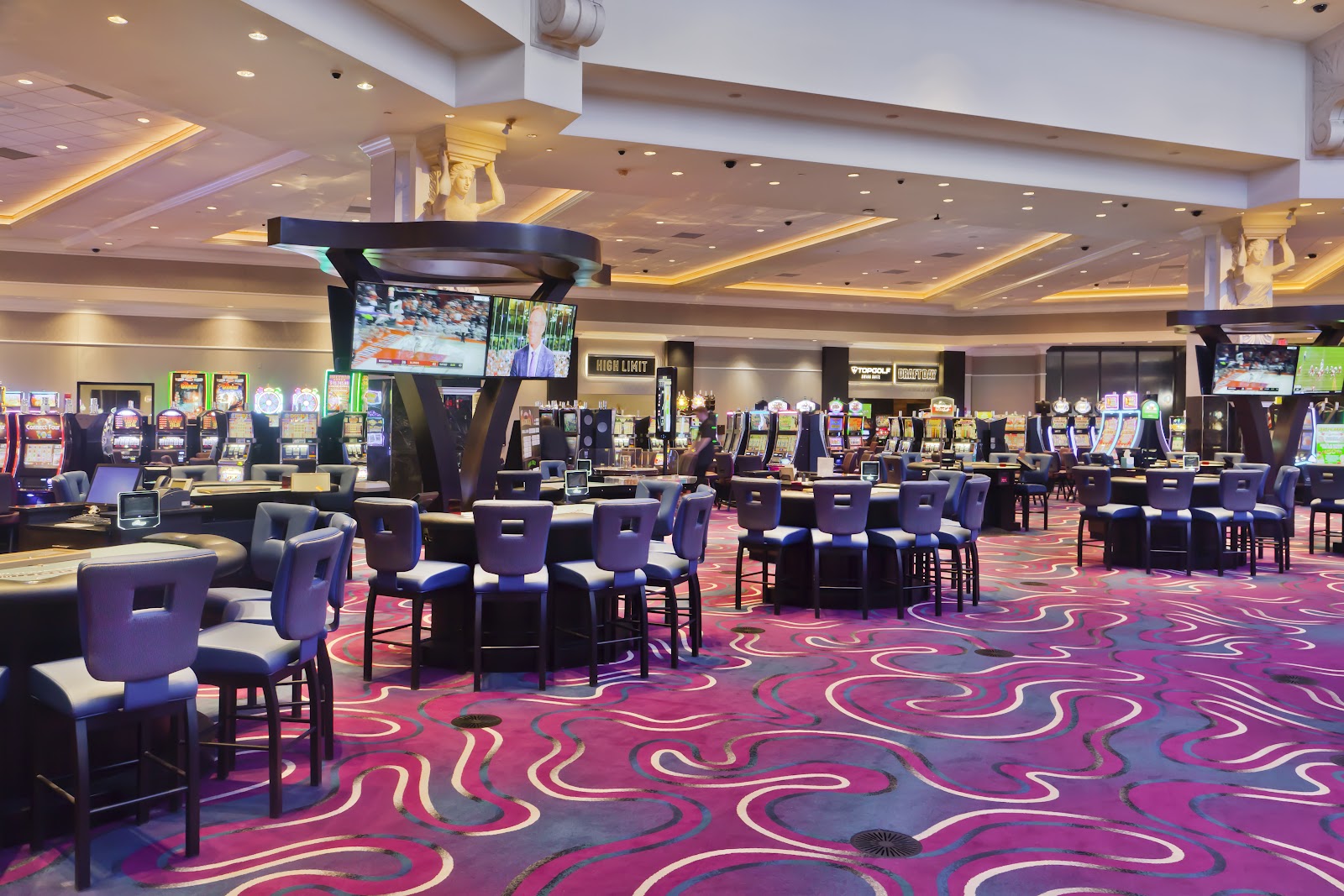 Riverside Casino & Golf Resort