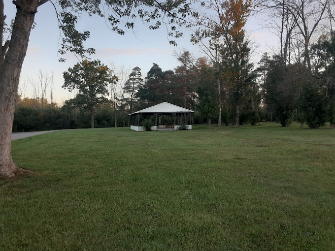 Cinderella Campsite & Motel