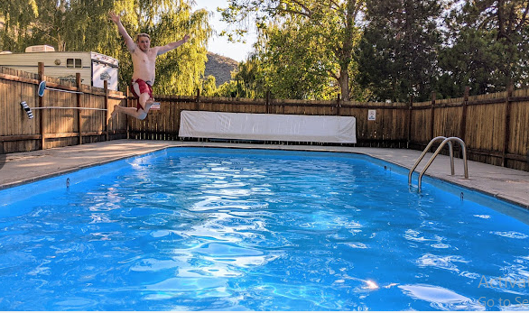 Spectacle Lake Resort