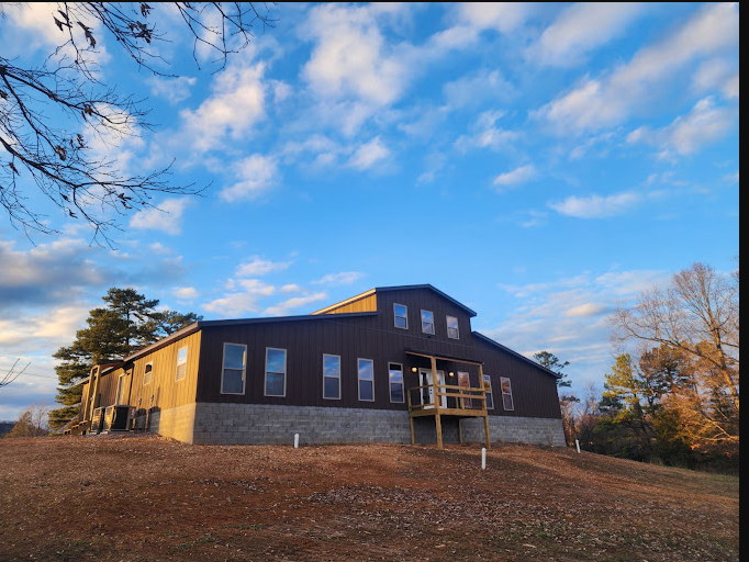 Diamond R Ranch and Resort LLC